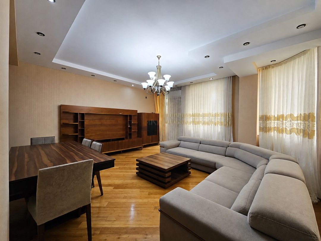 Satılır 4 otaqlı yeni tikili 160 m² — Mənzil, Bakı (2)
