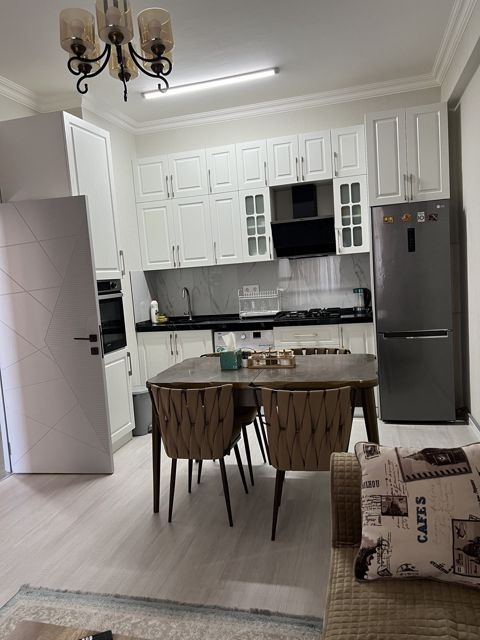 İcarəyə verilir 2 otaqlı yeni tikili 70 m² — Bakı