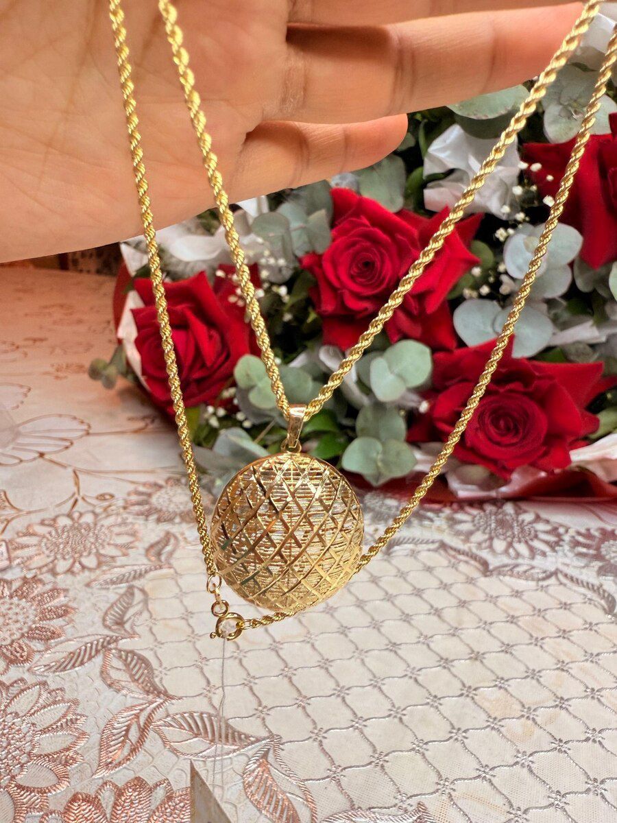 "Vanklip" qızıl boyunbağılar — Şəxsi əşyalar, Bakı (11)
