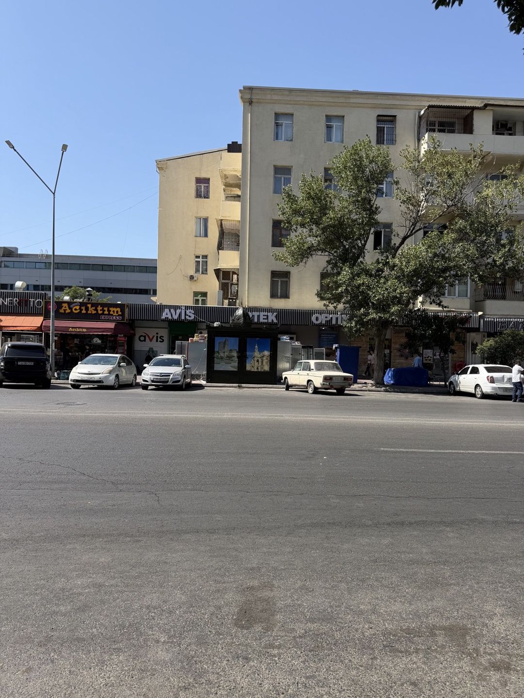 Satılır 3 otaqlı köhnə tikili 105 m² — Mənzil, Bakı (2)
