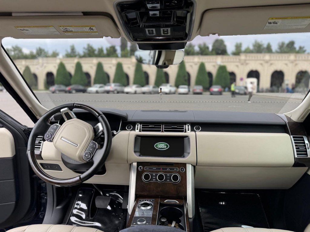 Land Rover Range Rover, 3.0 L, 2018 il, 113 000 km — Avtomobillər, Gəncə (3)