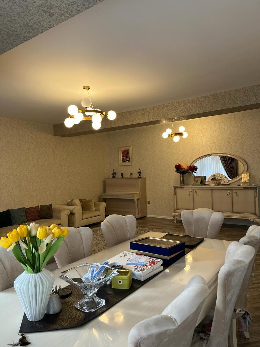 Satılır 4 otaqlı yeni tikili 228 m² — Mənzil, Bakı (8)
