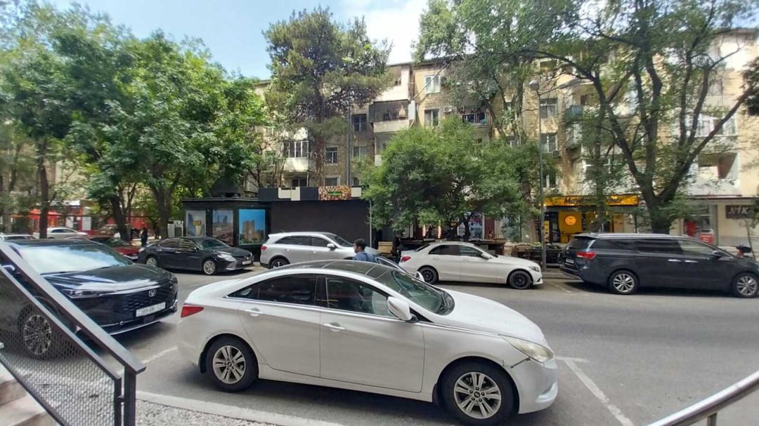 Satılır 3 otaqlı köhnə tikili 75 m² — Mənzil, Bakı (2)