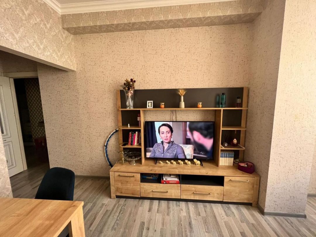 Satılır 3 otaqlı köhnə tikili 100 m² — Mənzil, Bakı (2)