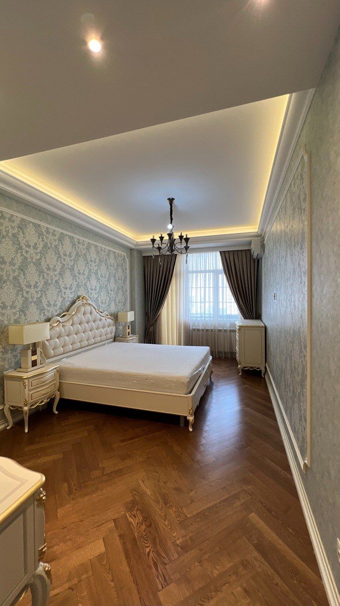 Satılır 4 otaqlı yeni tikili 205 m² — Mənzil, Bakı (12)