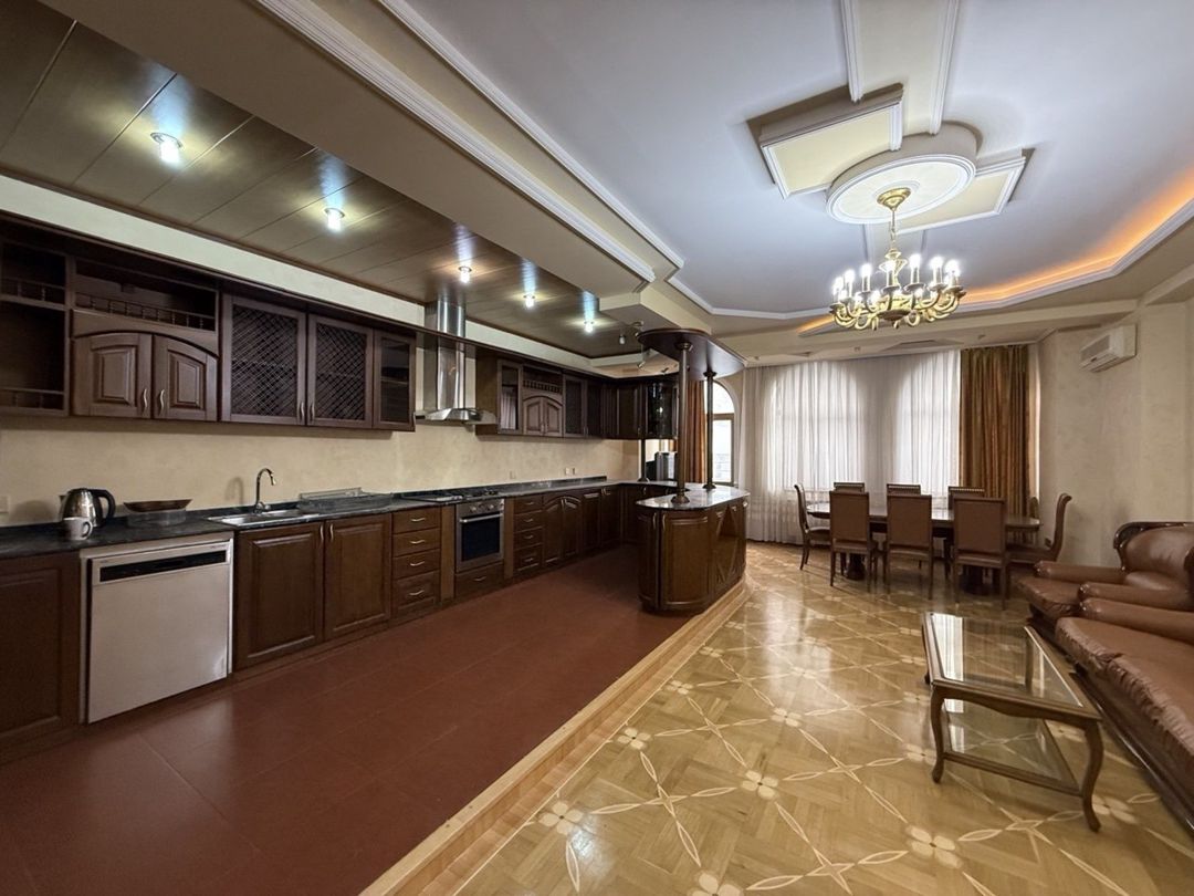 Satılır 6 otaqlı yeni tikili 511 m² — Mənzil, Bakı (3)
