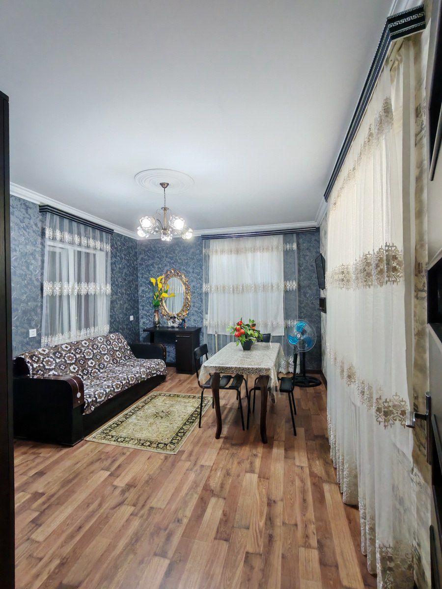 İcarəyə verilir 2 otaqlı həyət evi/bağ evi 70 m² — Ev, villa, Bakı
