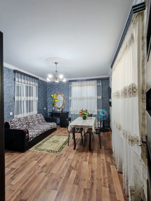 İcarəyə verilir 2 otaqlı həyət evi/bağ evi 70 m² — Bakı