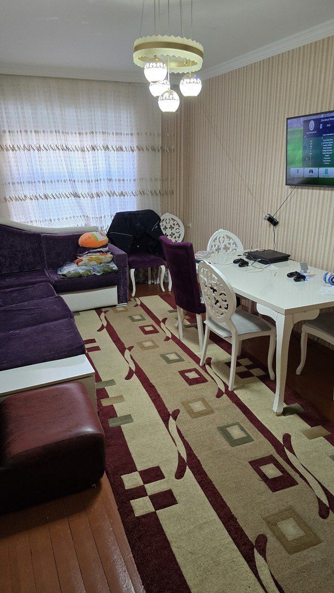 Satılır 4 otaqlı köhnə tikili 100 m² — Mənzil, Bakı (2)
