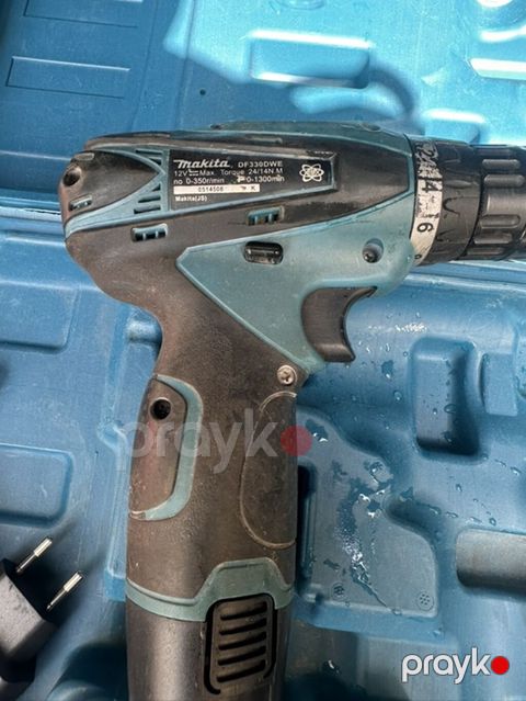Makita DF330DWE akkumulaytorlu şurup/mişar - Gərginlik: 12V - Maks — Bakı