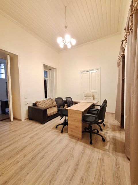 İcarəyə verilir 2 otaqlı ofis 50 m² — Bakı