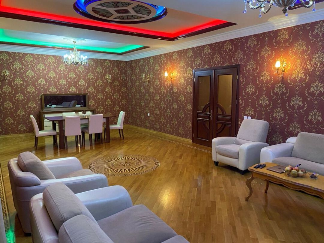 İcarəyə verilir 9 otaqlı həyət evi/bağ evi 450 m² — Ev, villa, Bakı (4)