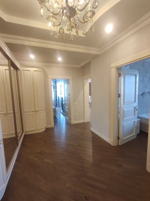 İcarəyə verilir 3 otaqlı yeni tikili 120 m² — Bakı