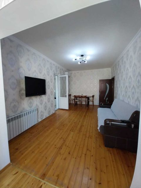 İcarəyə verilir 2 otaqlı köhnə tikili 48 m² — Bakı