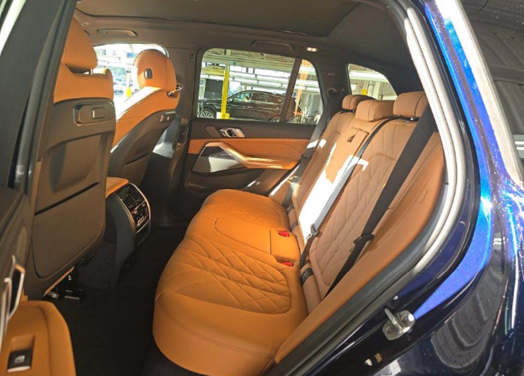 BMW X5, 3.0 L, 2026 il, 1 996 km — Avtomobillər (11)