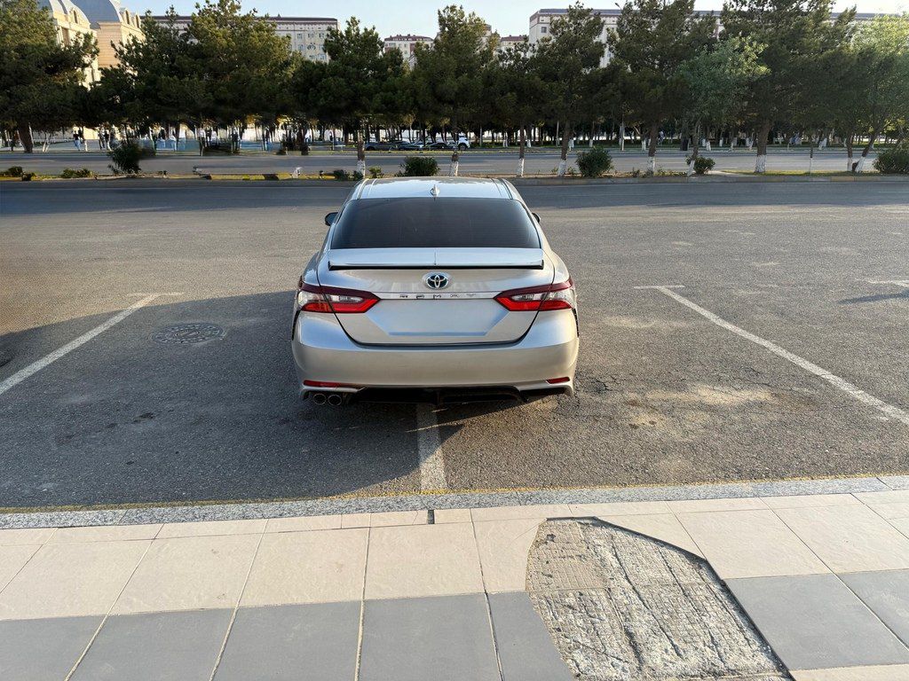 Toyota Camry, 2.5 L, 1.6 kWh, 2020 il, 98 957 km — Avtomobillər, Bakı (3)