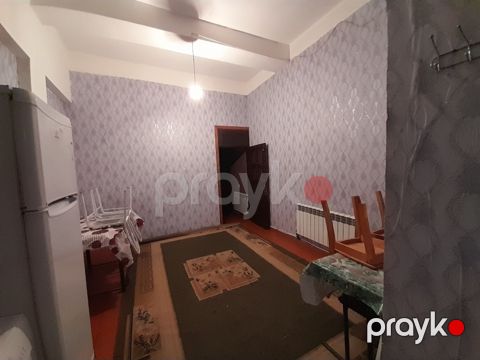 İcarəyə verilir 2 otaqlı köhnə tikili 45 m²