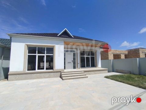 Satılır 3 otaqlı həyət evi/bağ evi 100 m²