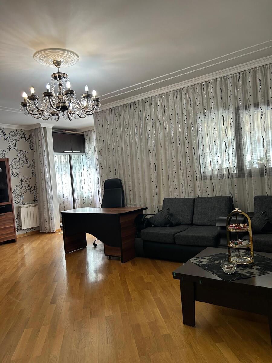 Satılır 4 otaqlı köhnə tikili 100 m² — Mənzil, Bakı (4)