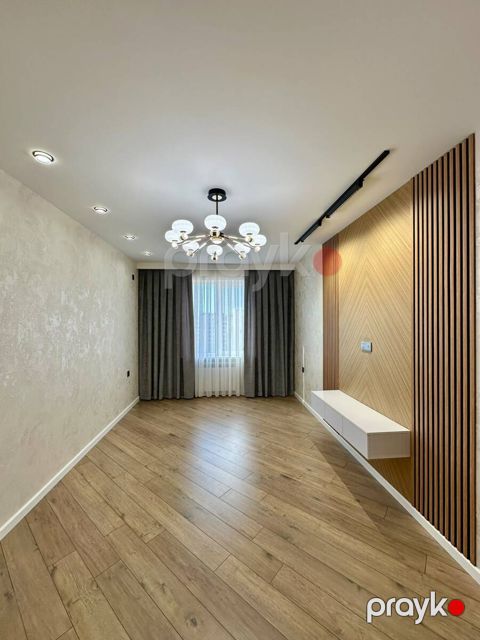 Satılır 3 otaqlı köhnə tikili 65 m²