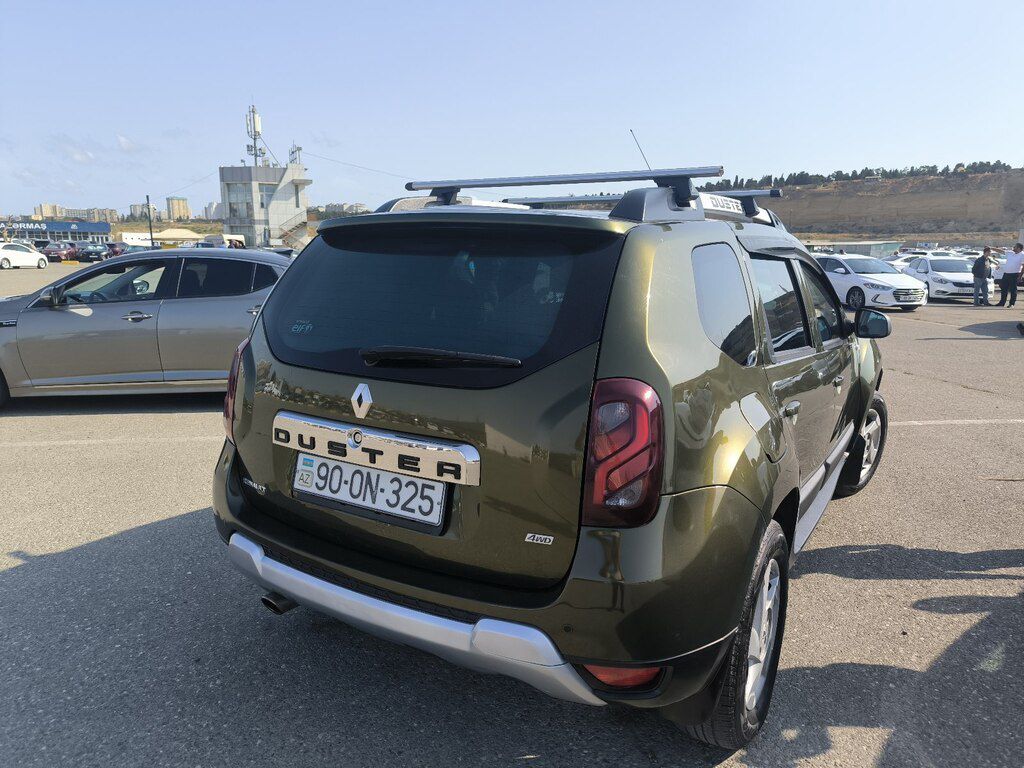 Renault Duster, 2.0 L, 2016 il, 330 000 km — Avtomobillər, Bakı (3)