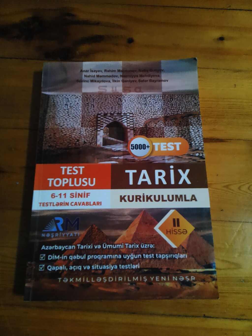 “Tarix – Kurikulumla” Test Toplusu (II Hissə) Təsvir: - 6–11-ci — Kitablar və jurnallar, Bakı