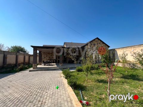 Villa, Novxanı qəs