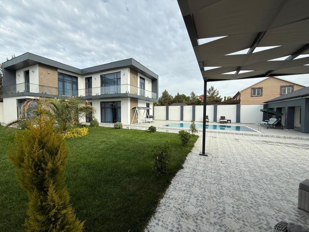 Satılır 5 otaqlı həyət evi/bağ evi 250 m² — Ev, villa, Bakı (9)