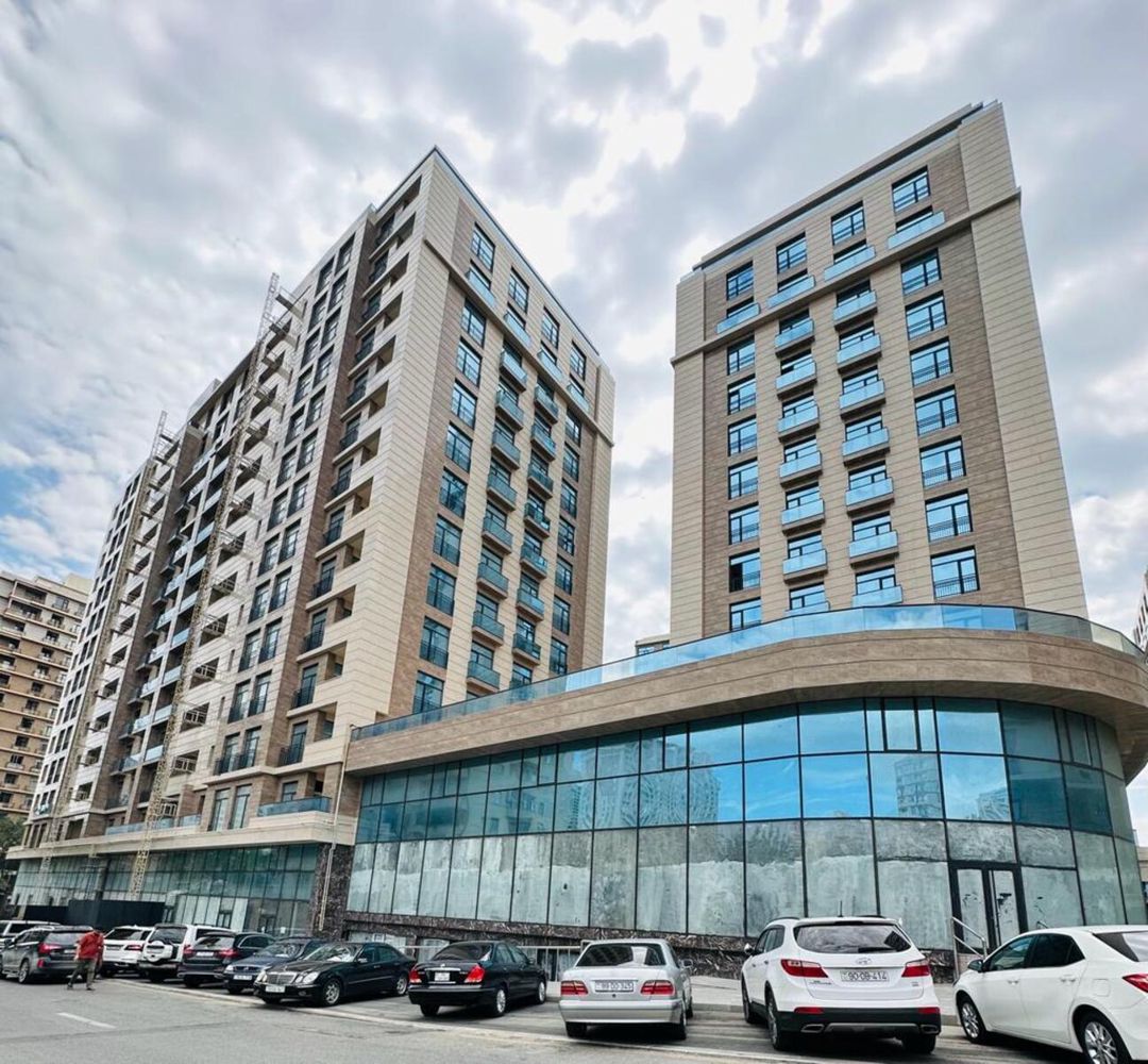 Satılır 4 otaqlı yeni tikili 160 m² — Mənzil, Bakı (2)