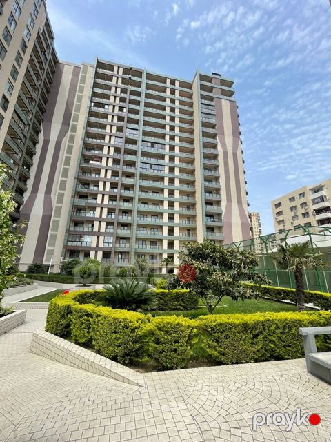 Satılır 4 otaqlı yeni tikili 185 m²