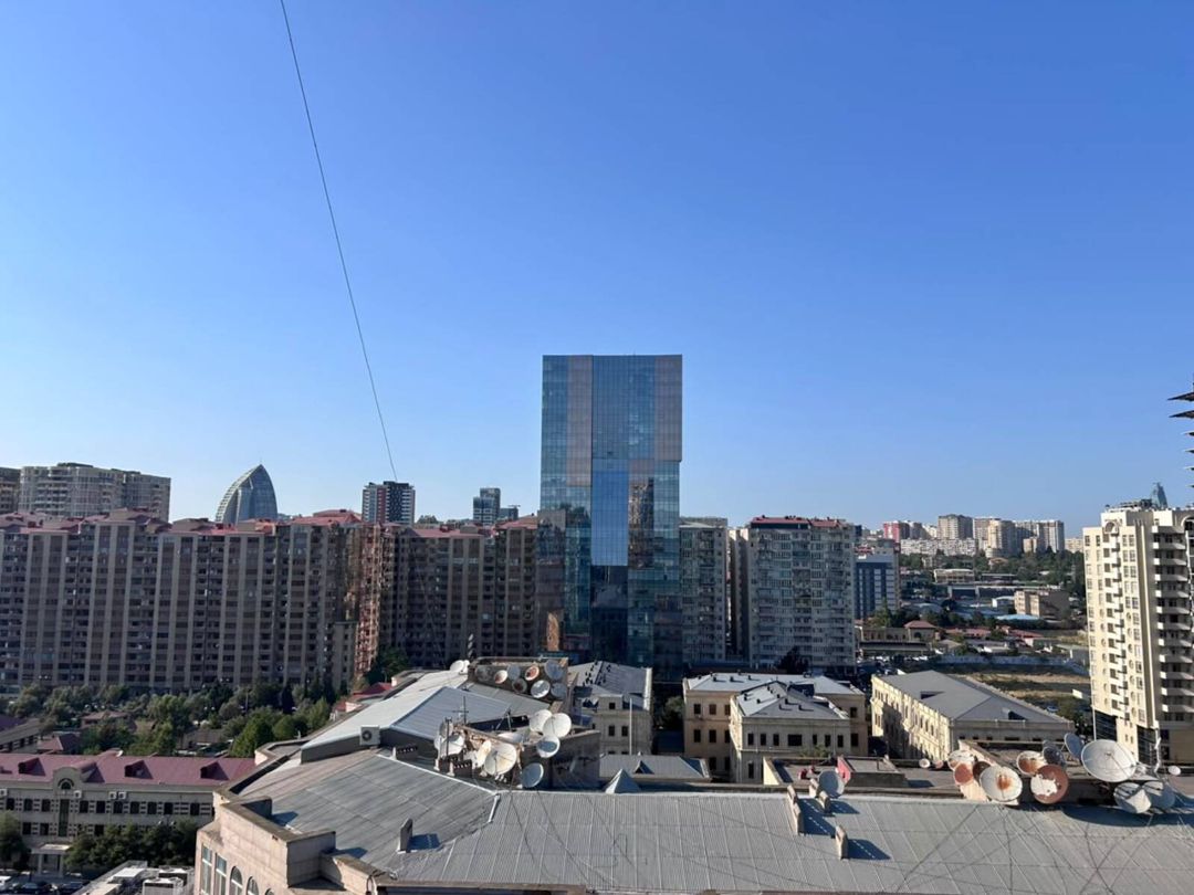 İcarəyə verilir 4 otaqlı yeni tikili 180 m² — Mənzil, Bakı (2)