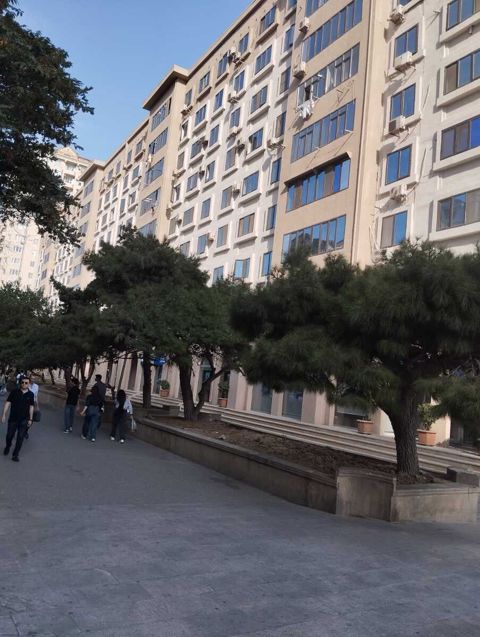 Satılır 3 otaqlı köhnə tikili 80 m² — Bakı