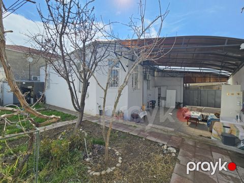 Satılır 3 otaqlı həyət evi/bağ evi 80 m²