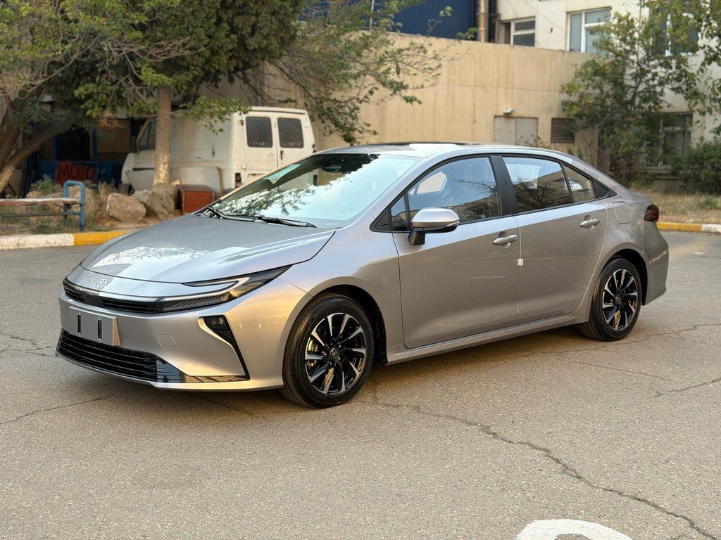 Toyota Corolla, 1.8 L, 0.85 kWh, 2026 il, yeni — Avtomobillər, Bakı (2)