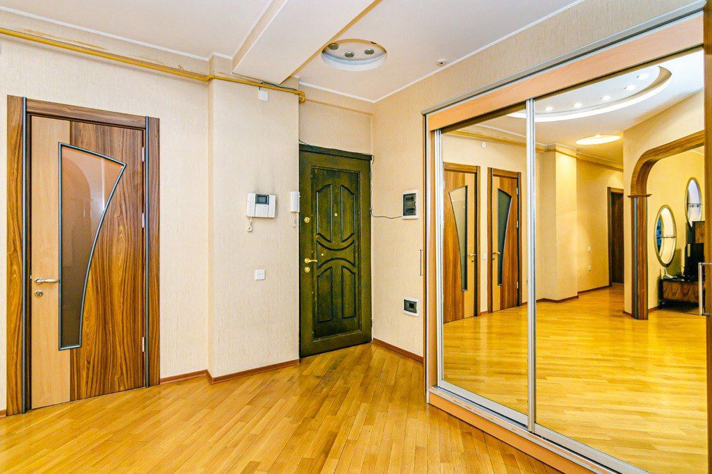 İcarəyə verilir 4 otaqlı yeni tikili 200 m² — Mənzil, Bakı (6)