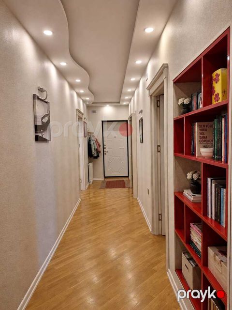 İcarəyə verilir 3 otaqlı köhnə tikili 110 m²