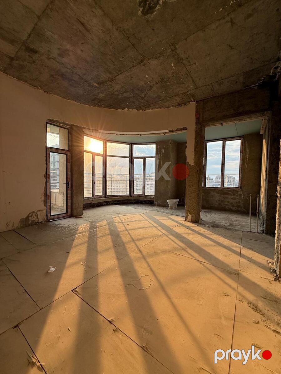 Satılır 4 otaqlı yeni tikili 209 m² — Mənzil, Bakı (2)