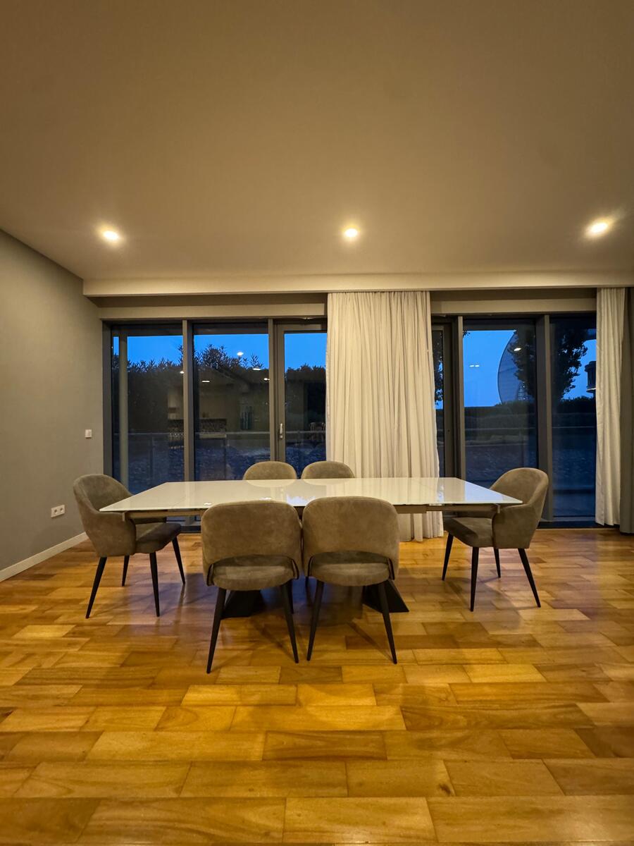 İcarəyə verilir 4 otaqlı yeni tikili 250 m² — Mənzil, Bakı (2)
