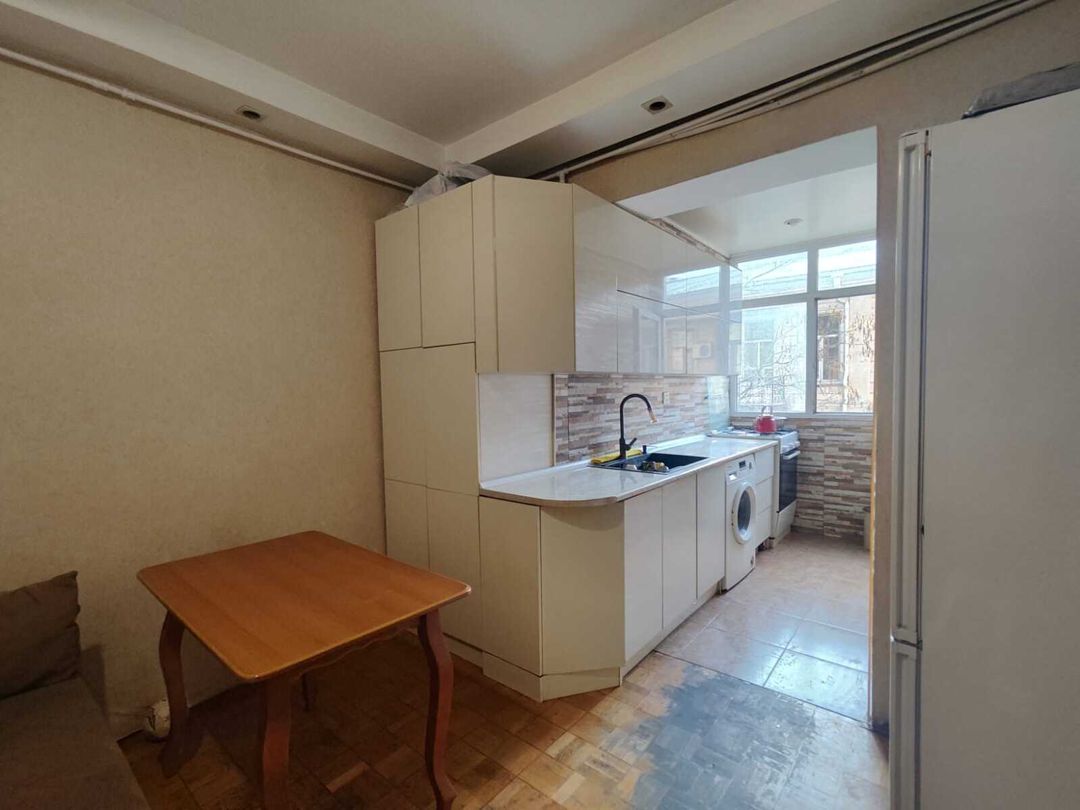 Satılır 2 otaqlı köhnə tikili 60 m² — Mənzil, Bakı (6)