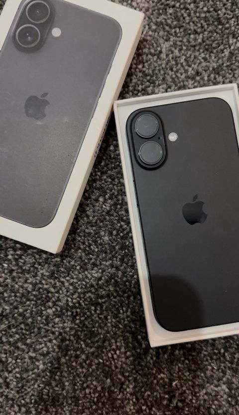 Apple iPhone 16 Black 128GB/8GB — Bakı