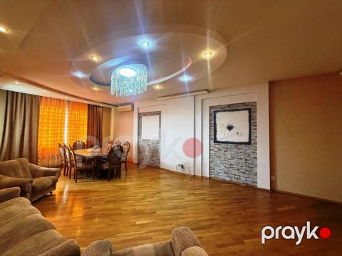 Satılır 4 otaqlı yeni tikili 208 m²
