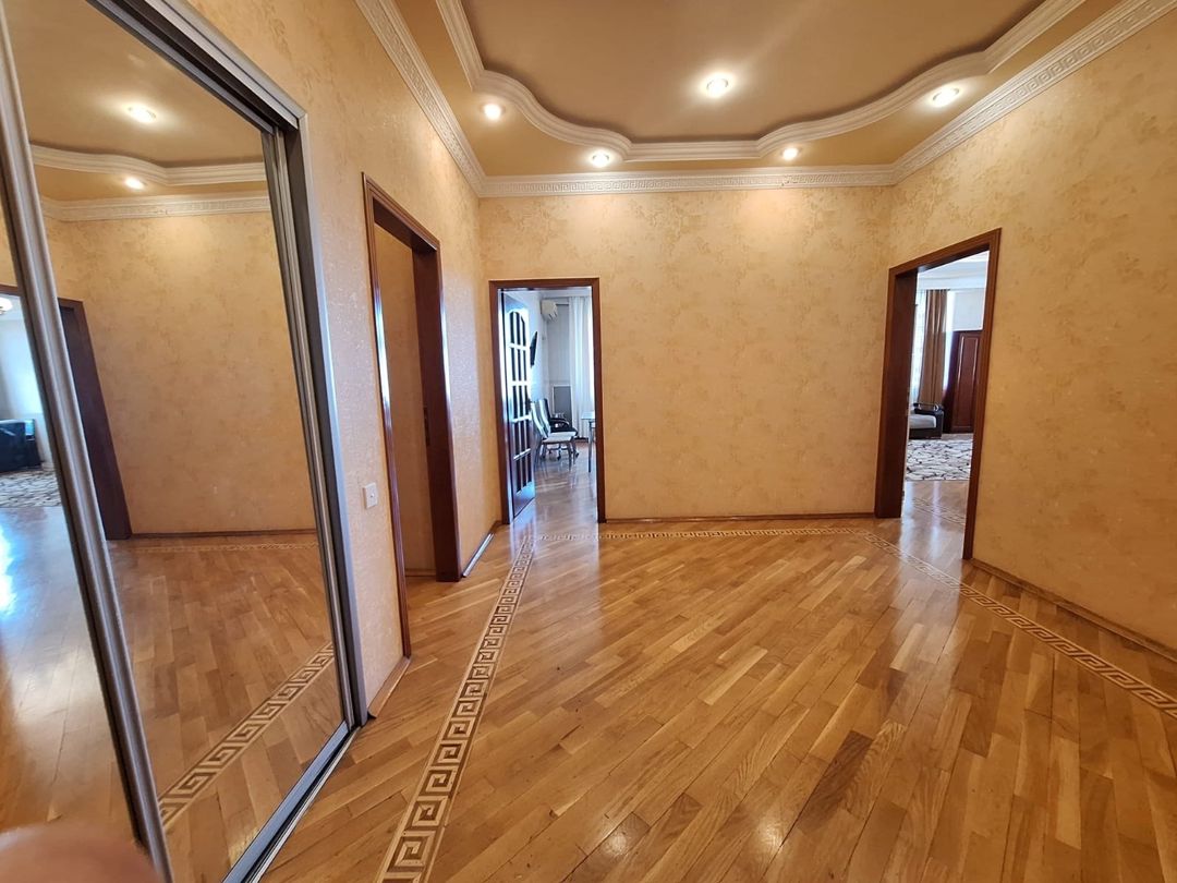 Satılır 3 otaqlı yeni tikili 165 m² — Mənzil, Bakı (4)