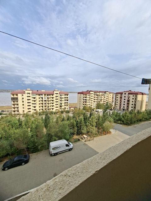 İcarəyə verilir 3 otaqlı yeni tikili 68 m² — Bakı
