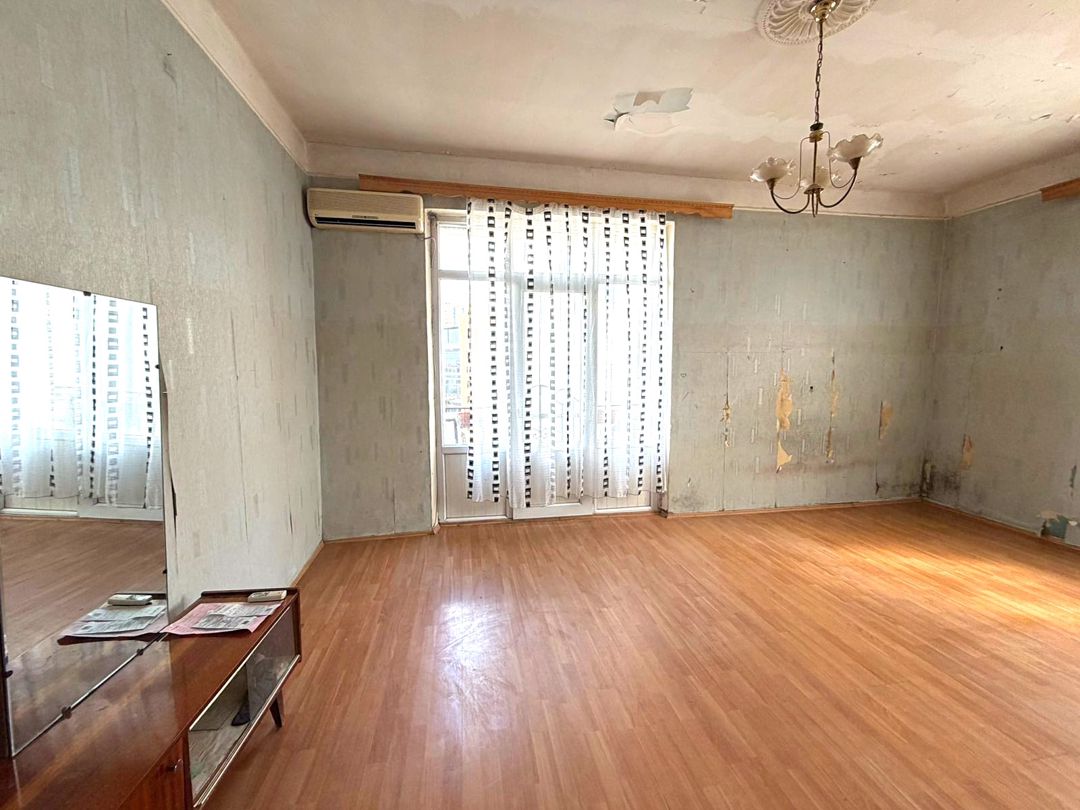 Satılır 1 otaqlı köhnə tikili 40 m² — Mənzil, Bakı (7)