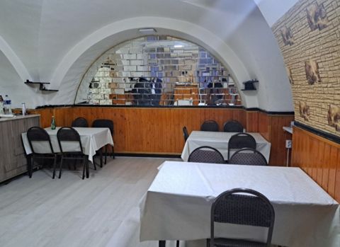 Satılır obyekt 50 m² — Bakı