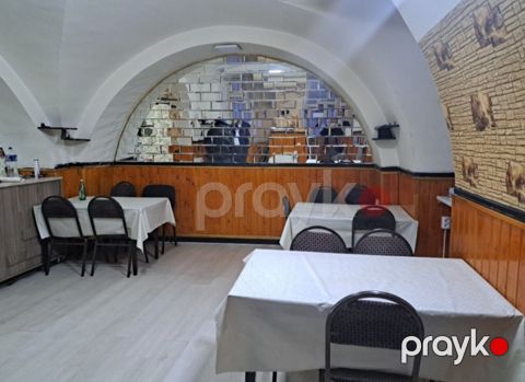 Satılır obyekt 50 m²