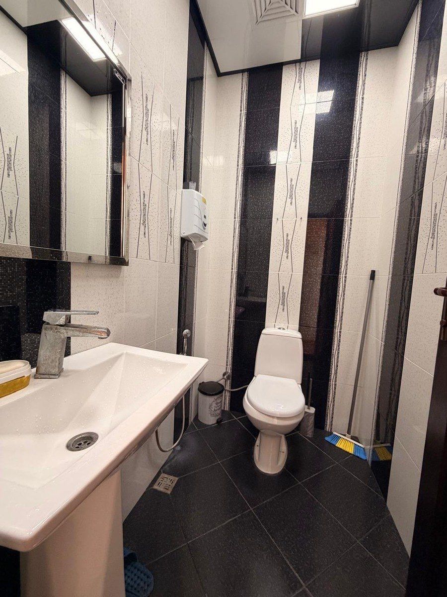 Satılır 5 otaqlı həyət evi/bağ evi 260 m² — Ev, villa, Bakı (9)