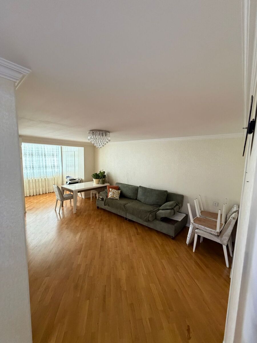 Satılır 3 otaqlı köhnə tikili 70 m² — Mənzil, Bakı