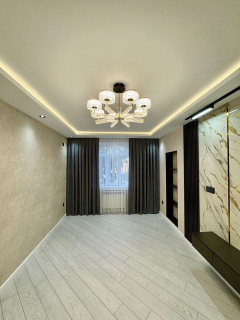 Satılır 3 otaqlı köhnə tikili 85 m² — Bakı