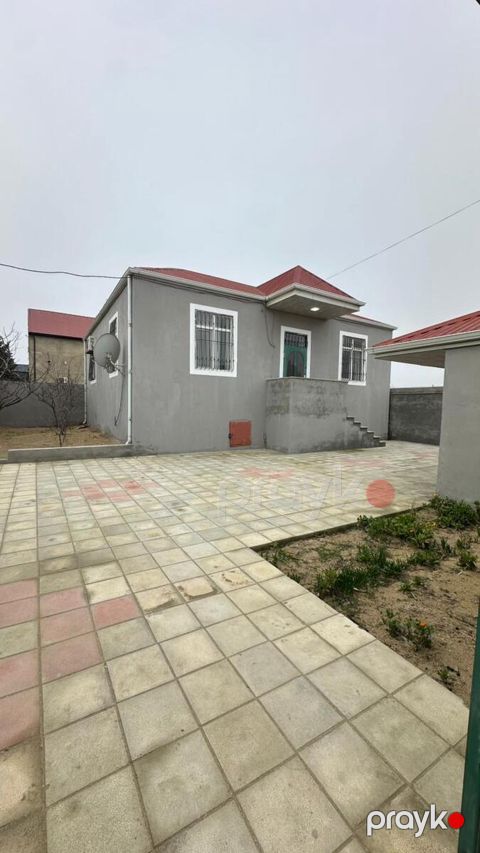 Satılır 3 otaqlı həyət evi/bağ evi 102 m²